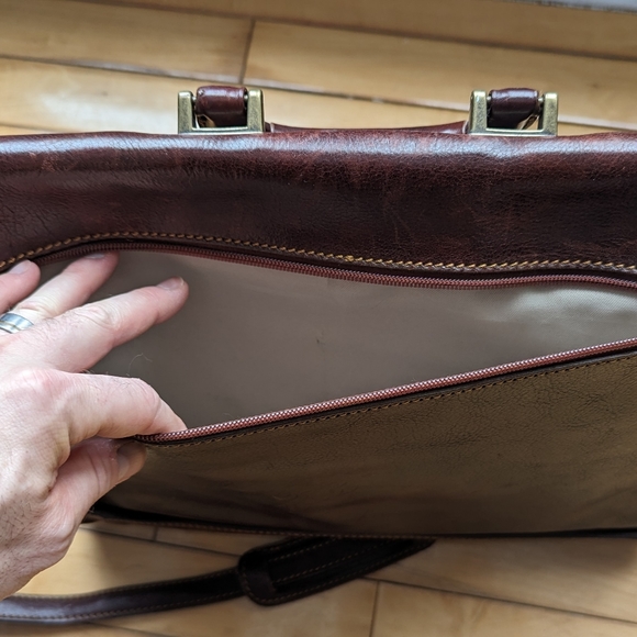 100% Italian leather messenger bag / briefcase - Picture 2 of 7